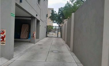 Alquiler depto 2° piso con ascensor, amoblado – 6ta Sección