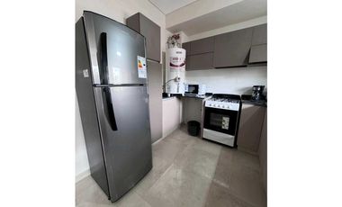 Alquiler depto 2° piso con ascensor, amoblado – 6ta Sección