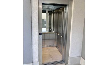 Alquiler depto 2° piso con ascensor, amoblado – 6ta Sección