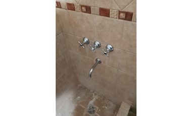 Alquilo casa en Merlo Norte