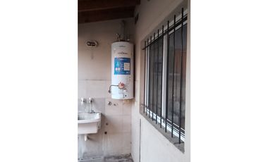 Alquilo casa en Merlo Norte
