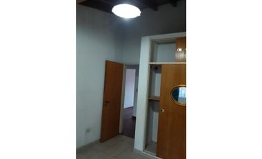 Alquilo casa en Merlo Norte