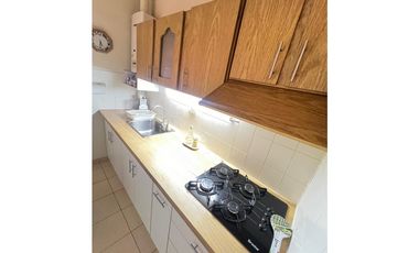 VENTA HERMOSA CASA CON QUINCHO- B° EL TREBOL, SAN MARTIN (CENTRO), MZA