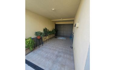 Excelente Dúplex, en Nuevo Poeta Lugones!