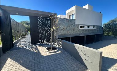 ALQUILER DEPTO 2 AMB EXCLUSIVO VILLA DEL LAGO