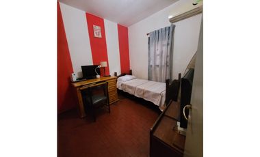 En Venta! B° Poeta Lugones, Hermosa Casa C/pileta