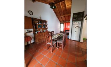 En Venta! B° Poeta Lugones, Hermosa Casa C/pileta