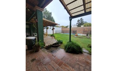 En Venta! B° Poeta Lugones, Hermosa Casa C/pileta
