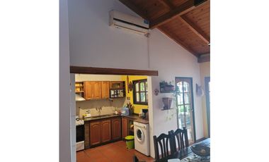 En Venta! B° Poeta Lugones, Hermosa Casa C/pileta