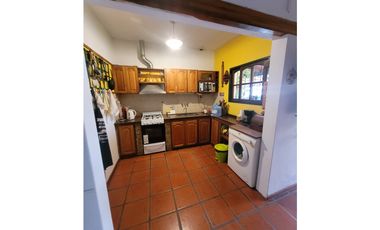 En Venta! B° Poeta Lugones, Hermosa Casa C/pileta