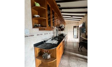 ALQUILER COMPLEJO DE CASA Y DOS DPTOS CENTRO VILLA CARLOS PAZ