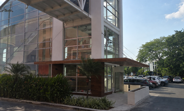 Se Alquila Local Comercial de 50M2 en Albrook Mall, area Exterior