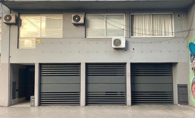 VENTA COCHERA EN ZONA MICROCENTRO