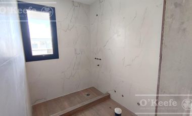 Casa en venta a estrenar de cuatro ambientes sobre un lote central en Villalobos - Pueblos del Plata