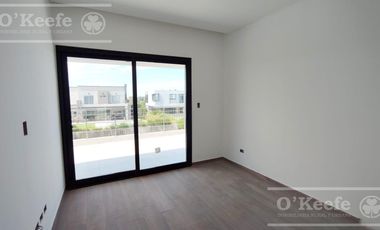 Casa en venta a estrenar de cuatro ambientes sobre un lote central en Villalobos - Pueblos del Plata