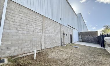 Deposito de 735 m2 en Alquiler - Benavidez