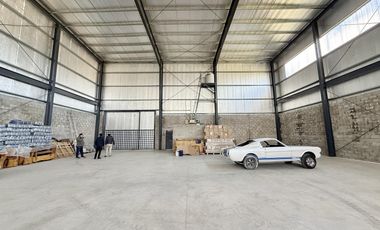 Deposito de 735 m2 en Alquiler - Benavidez