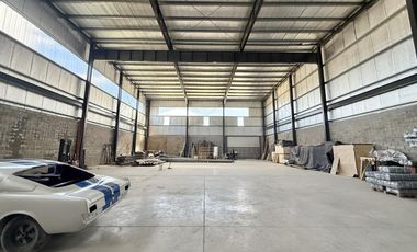 Deposito de 735 m2 en Alquiler - Benavidez