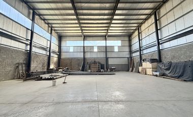 Deposito de 735 m2 en Alquiler - Benavidez