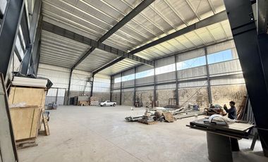 Deposito de 735 m2 en Alquiler - Benavidez