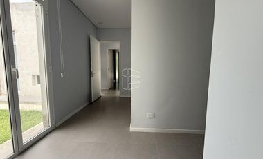Venta - Propiedad de Nivel Gerencial en Barrio Cerrado Sol del Valle - C113