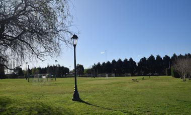 Lote en venta  en Tilbury, Pilara.