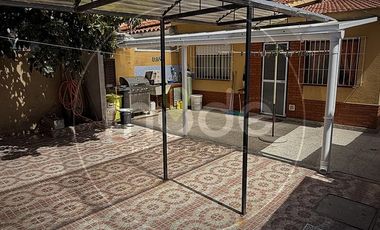Casa mas depto. en Santa Teresita