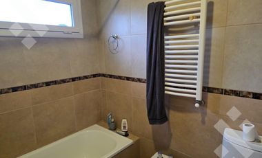 VENTA, casa 3 dormitorios con pileta, Bº Finca Villa  Muluen- PLOTTIER