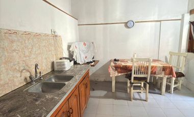 Casa en venta c/ cochera en Barrio Zacagnini