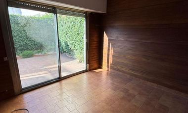 ADROGUE, CHALET EN EXCELENTE UBICACION