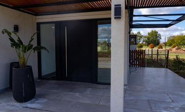 Oportunidad Venta Casa en Barrio Privado Saint Joseph