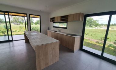 Oportunidad Venta Casa en Barrio Privado Saint Joseph
