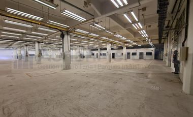 ALQUILER Galpón   Oficinas con 10200 m2 cub en 5 plantas  Valentin Alsina