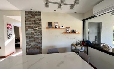 Hermosa casa de 4 dormitorios   dependencia en 2 plantas en barrio San Sebastian
