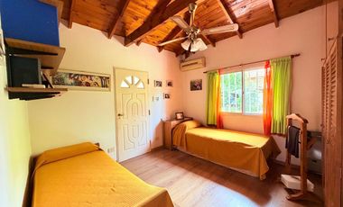 Casa en venta 3 amb. Barrio Los Rosales Canning