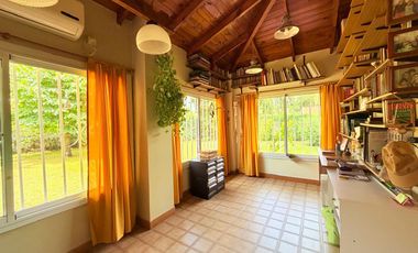 Casa en venta 3 amb. Barrio Los Rosales Canning