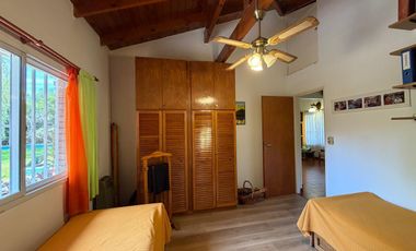 Casa en venta 3 amb. Barrio Los Rosales Canning