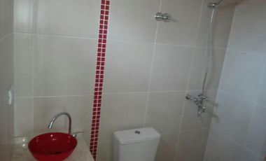 CASA EN ALQUILER 50M DE RUTA Nº 38 CON ENTRADA A COSQUIN ROCK REF 652