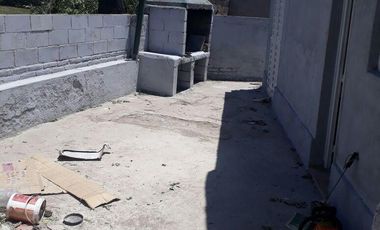 CASA EN ALQUILER 50M DE RUTA Nº 38 CON ENTRADA A COSQUIN ROCK REF 652