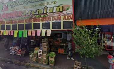 Local Comercial en venta en Lanús