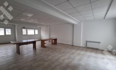 Venta - Oficina -  Calle  Villegas - Cipolletti Rio Negro -
