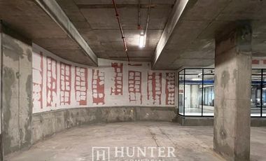 Local Comercial en Arriendo en Vespucio Sur / Renato Sanchez