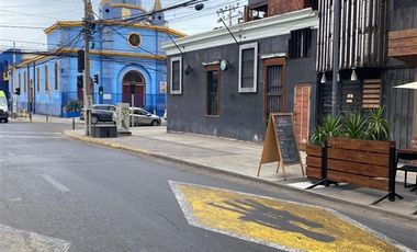 Local Comercial en Venta en Vivar con Manuel Rodrigez