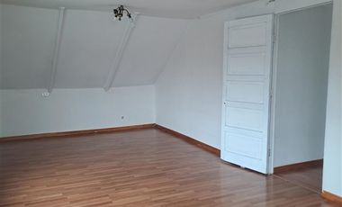 Casa en Venta en AVENIDA PEDRO DE VALDIVIA/ESCUELA AGRÍCOLA
