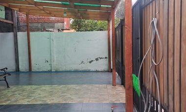 Casa en Venta en AVENIDA PEDRO DE VALDIVIA/ESCUELA AGRÍCOLA