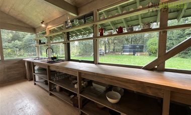 Casa en Arriendo en Amoblada en Puerto Rosales con acceso al Lago