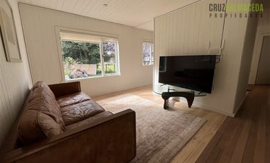 Casa en Arriendo en Amoblada en Puerto Rosales con acceso al Lago