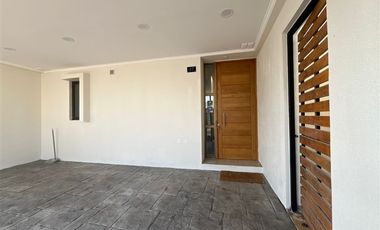 Casa en Arriendo en REMANSO DE MACHALI