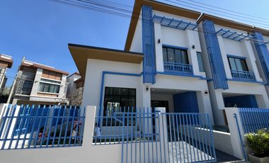 4-Bedroom House with Private Pool for Rent