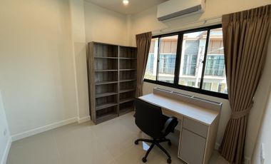 4-Bedroom House with Private Pool for Rent